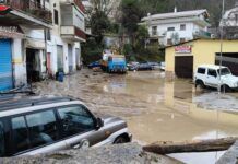 Maltempo in Calabria: esondano fiumi, famiglie isolate e strade chiuse