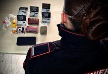 Controlli dei Carabinieri: in casa droga e bilancini, arrestato 18enne