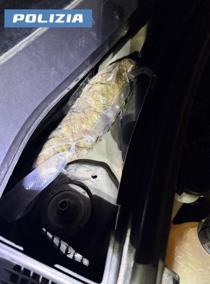 marijuana cocaina villa san giovanni