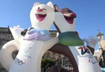 Milano-Cortina 2026, i giovani creatori delle mascotte Tina e Milo alla cerimonia di chiusura: “Un sogno diventato realtà”