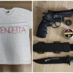 13enne accoltella la prof in classe: il video dell’aggressione su Telegram. Piano di vendetta annunciato online