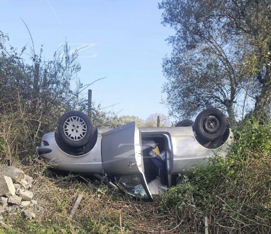Rosarno – auto si ribalta – ferita una 49enne