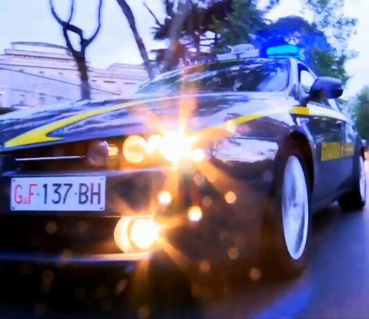 Arrestati tre soggetti per detenzione e vendita di armi nella Piana di Gioia Tauro