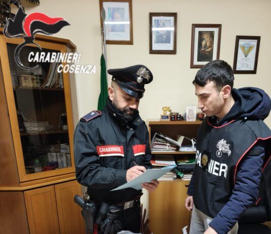 Oltre un chilo di cocaina e 8 chili di hashish in valigia: arrestato 30enne