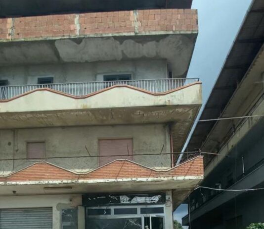 Esplosione a Melicucco: autoconcessionaria devastata, l’Amministrazione condanna l’atto intimidatorio