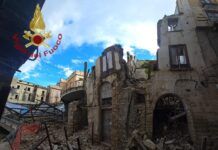 Crollo parziale di un edificio: evacuate famiglie e area interdetta
