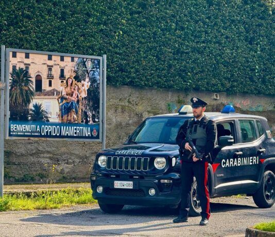 Oppido Mamertina, scaricano calcinacci nel torrente Porcello: due operai denunciati dai Carabinieri