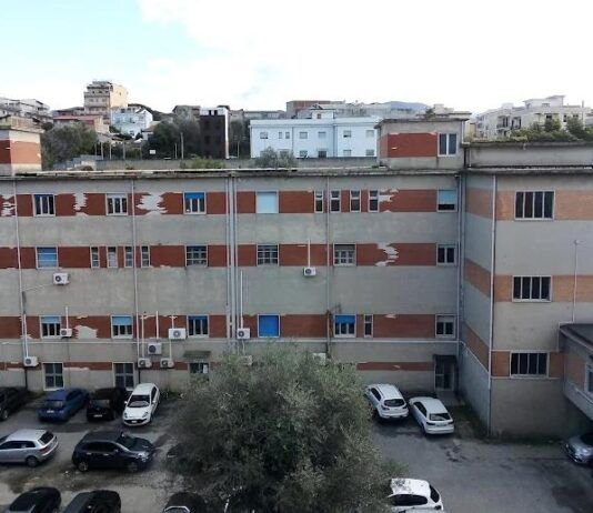 Polistena, furti nel parcheggio dell’ospedale: paura tra i dipendenti