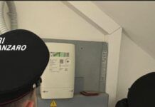 Furto di energia elettrica: arrestata coppia per allaccio abusivo alla rete pubblica