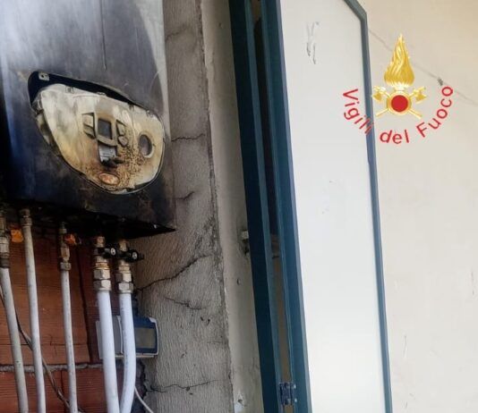 Esplosione di una caldaia in un’abitazione: ferito lievemente un minore, edificio in sicurezza