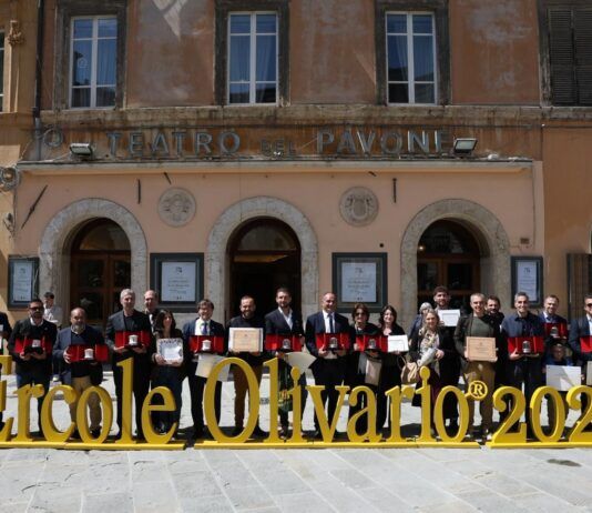 Olio calabrese protagonista all’Ercole Olivario 2026: premi e riconoscimenti nazionali