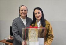 Rosarno, visita canonica di Suor Lidia Strzelczyk: incontro con i fedeli e l’artista Maria Morgante