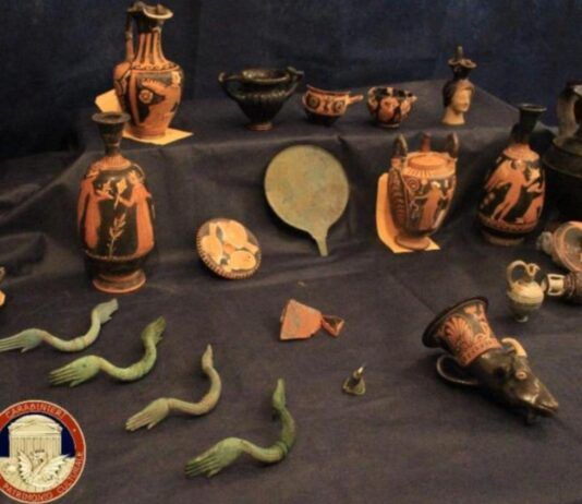 Traffico internazionale di reperti archeologici: 46 manufatti recuperati e restituiti allo Stato