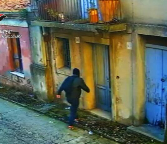 Polistena, sgominata la banda del finto maresciallo: truffe agli anziani per oltre 75 mila euro, tre arresti