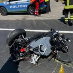 Grave incidente in moto: un morto e un ferito