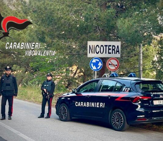 Nicotera, viola la sorveglianza speciale e il “Daspo urbano”: disposti i domiciliari con braccialetto elettronico