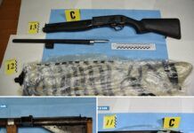 Armi clandestine e fucili modificati nascosti in un alloggio popolare: sequestro della Polizia