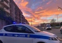 Fugge all’alt della Polizia locale: fermato dopo un inseguimento un 16enne senza patente
