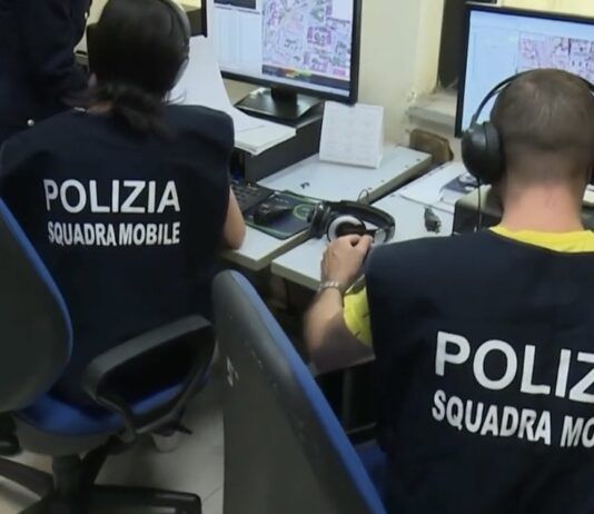 Corruzione al Comune di Reggio Calabria, blitz della Polizia: quattro misure cautelari e società sequestrate