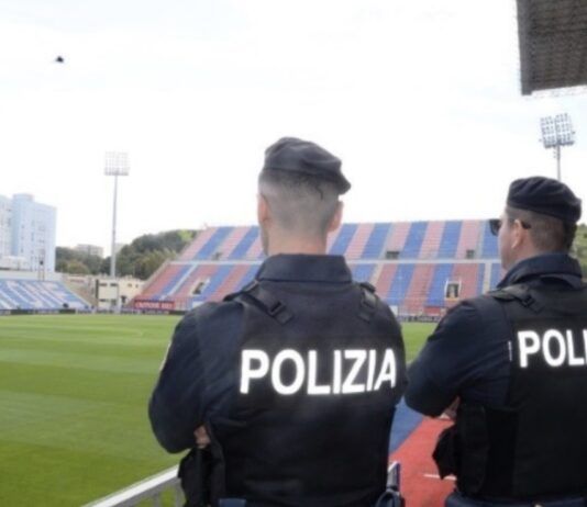 Disordini dopo Crotone-Salernitana, quattro DASPO emessi dalla Polizia di Stato