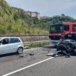 Schianto mortale sulla Statale: perde la vita una donna, tre feriti nello scontro tra auto