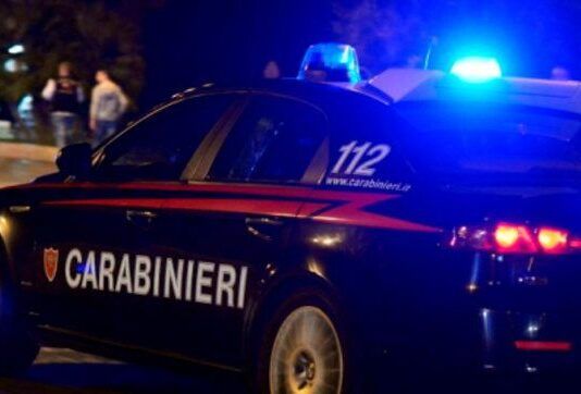 Fuga folle davanti ai Carabinieri: arrestato 34enne dopo un inseguimento ad alta velocità