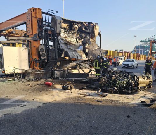 Incidente al porto di Gioia Tauro: si ribalta carrello elevatore, ferito un operaio