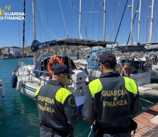 Scoperte imbarcazioni estere non dichiarate al fisco per un valore di circa 160 mila euro