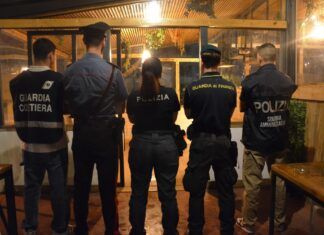 Discoteca oltre la capienza consentita: scattano controlli e sanzioni