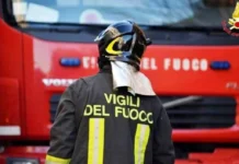 Calabria, quattro corpi carbonizzati in un’auto sulla Statale 106: indagini in corso