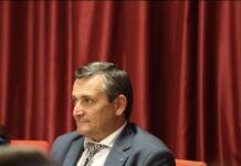 Minacce in Consiglio Comunale a Gioia Tauro, il sindaco Scarcella e la maggioranza: “Solidarietà al consigliere Luciano Mangione”