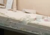 Rapina a mano armata in un centro commerciale: assalto a una gioielleria