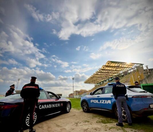 Polizia di Stato, notificati sei DASPO “fuori contesto” a tifosi per rissa durante un incontro di calcio