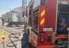 Camion avvolto dalle fiamme sulla Statale 106, intervengono i Vigili del Fuoco