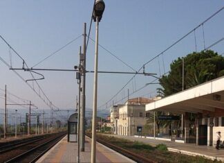 Rosarno, la minoranza chiede un posto fisso della Polfer: «Più sicurezza per migliaia di viaggiatori»