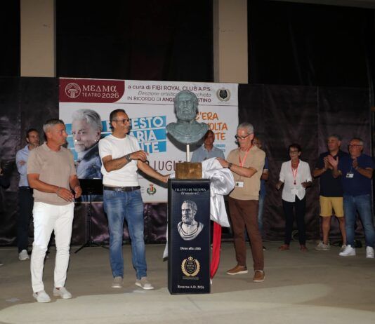 Rosarno, successo per la rassegna teatrale Fibi: omaggio ad Angelo D’Agostino e Adriano Fida