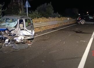 Tragico incidente sulla SS106: muore in ospedale un giovane, tre persone coinvolte