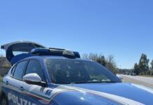 Vacanze Sicure 2026: in Calabria quasi un’auto su tre è irregolare, l’allarme di Polizia Stradale e Assogomma