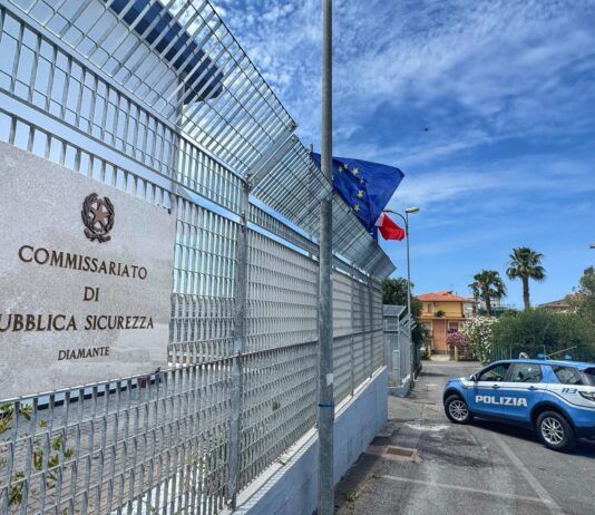 Oltre 200 grammi di hashish e cartucce detenute illegalmente: arrestato un uomo