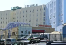 Anziano scompare dall’ospedale per oltre 10 ore: trovato nei sotterranei, la denuncia della figlia