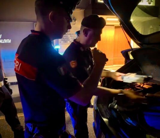 sorvegliato speciale arrestato fuori dal comune: sequestrato materiale compatibile con furti d’auto