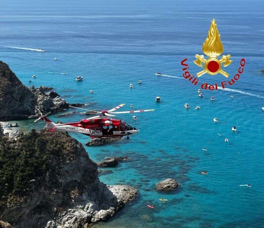 Capo Vaticano, cade tra le rocce: 42enne soccorso e trasferito in ospedale