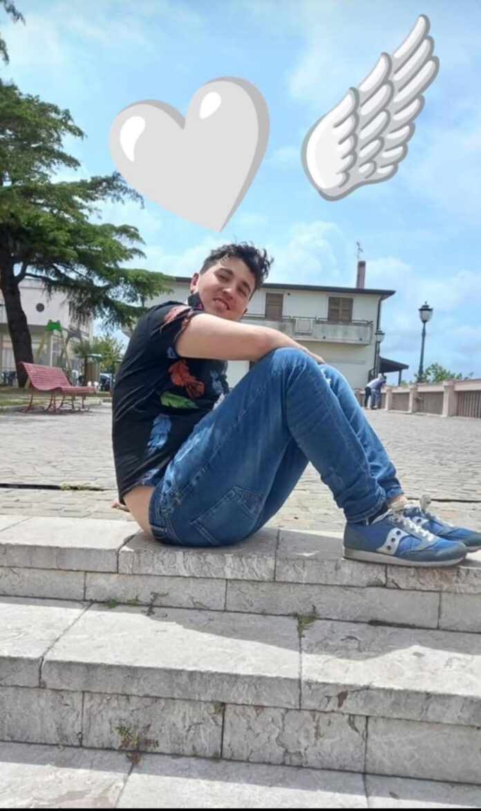 7dbbfafe-9203-48bf-8e1c-55c8bfef9770