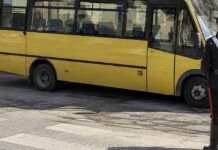 Scuolabus per studenti con disabilità: chiuse le indagini, tre indagati per presunti illeciti nell’acquisto