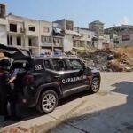 Controlli a tappeto nel Rione Ciambra: 275 identificati, 24 perquisizioni