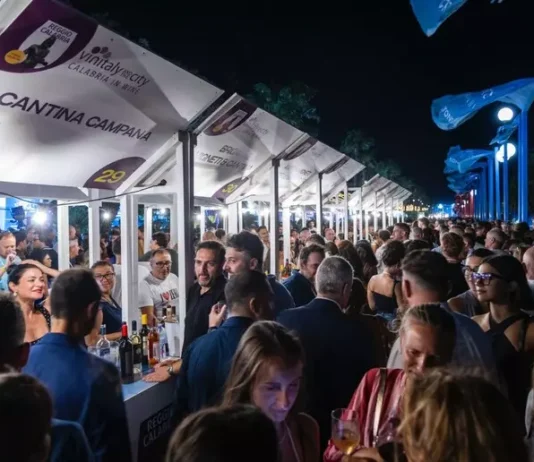 Vinitaly and the City, successo a Reggio Calabria: 60mila presenze in due giorni