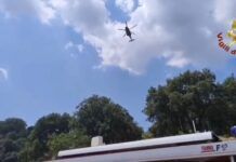 Scompare nella notte, ritrovato vivo in un’area impervia: giovane soccorso dall’elicottero