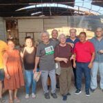 San Ferdinando, la coop “Dalla Terra” e il sindaco Gaetano nell’azienda di Rodi Morabito: L’aiuteremo a riprendere la produzione, servono gesti concreti come questo