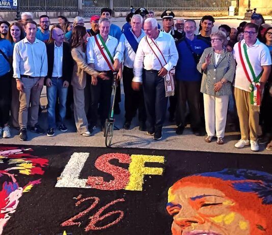 Taurianova nel Guinness: l’Infiorata protagonista di un record mondiale