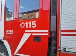 Esplode una bombola di gas in un B&B a Mileto: feriti padre, madre e un bambino